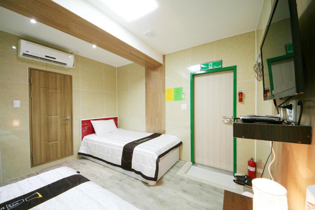 Guesthouse Myeongdong 2 Séoul Chambre photo